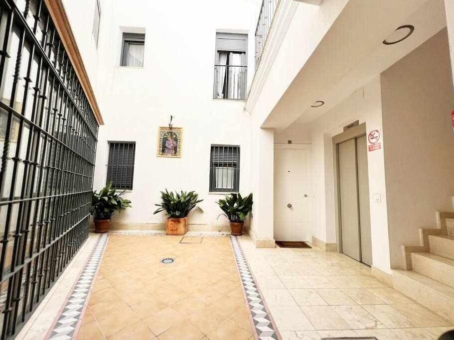 Aym Places Buen Viaje Parking Incluido Apartment Seville Luaran gambar